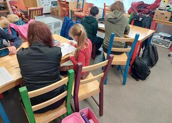 Doučování v Centru pomoci sv. Rafaela